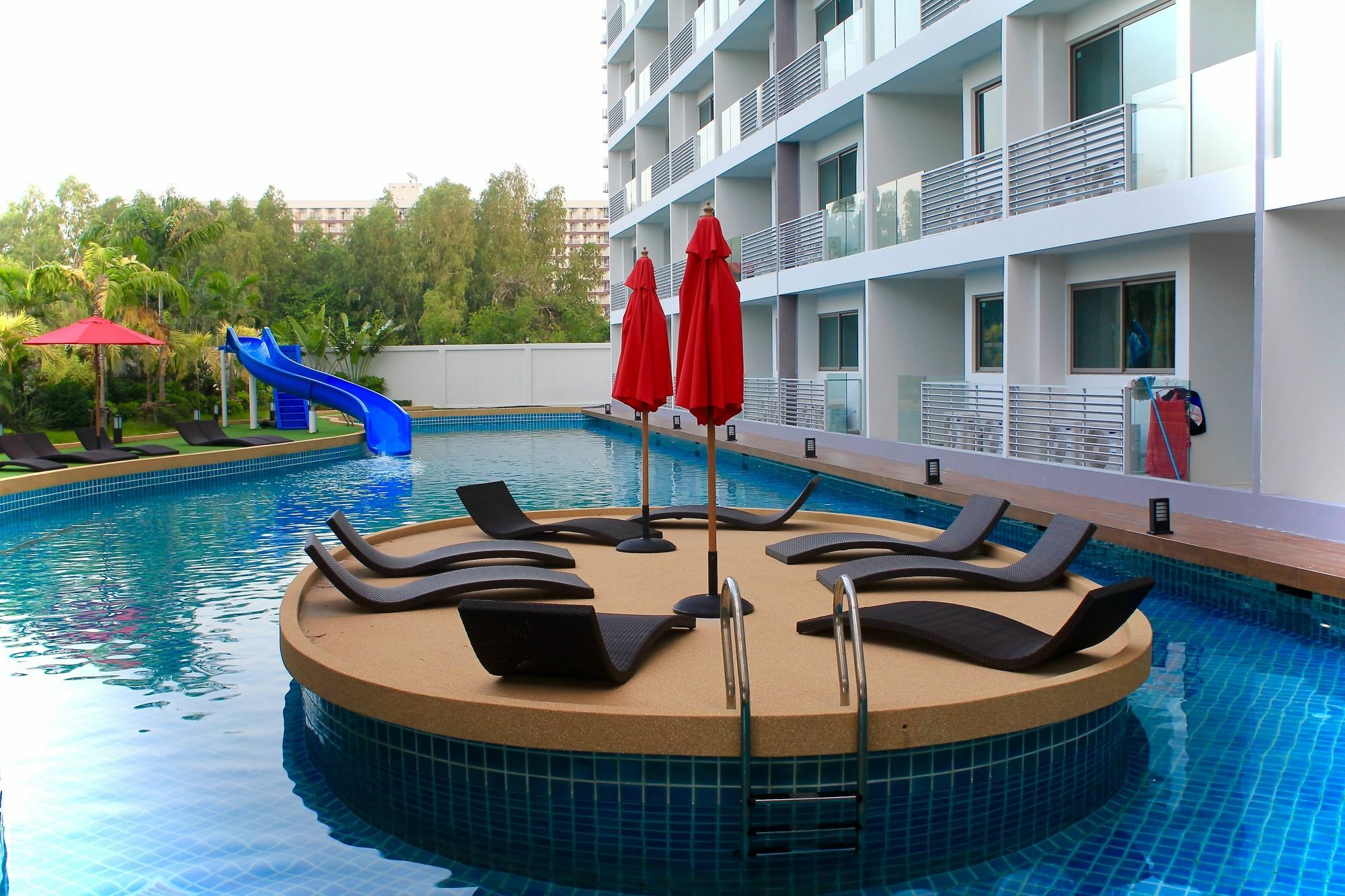 חוף ג'ומטיין Laguna Beach Resort מראה חיצוני תמונה